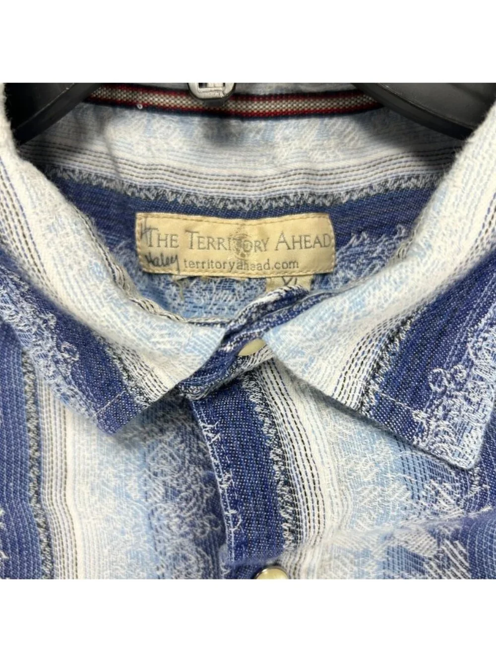 The Territory Ahead Western Button Up Shirt Mens XL Blue White Striped Classic